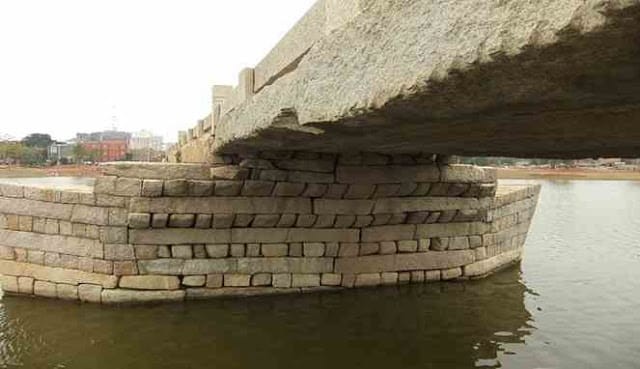 Susunan batu jembatan Anping