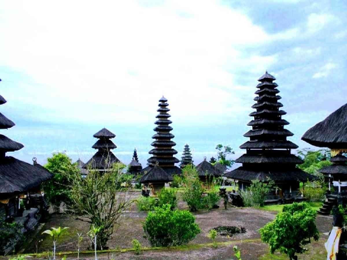Pura Besakih Bali