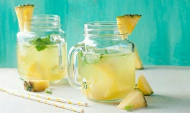 Air putih campur lemon dan nanas