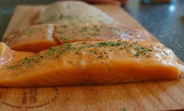 Daging ikan salmon